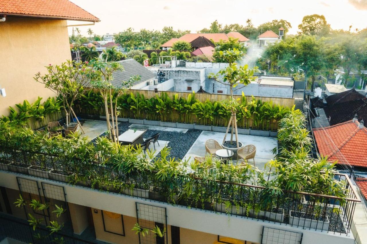 Tanaga Coliving Hotel Семиняк Екстериор снимка