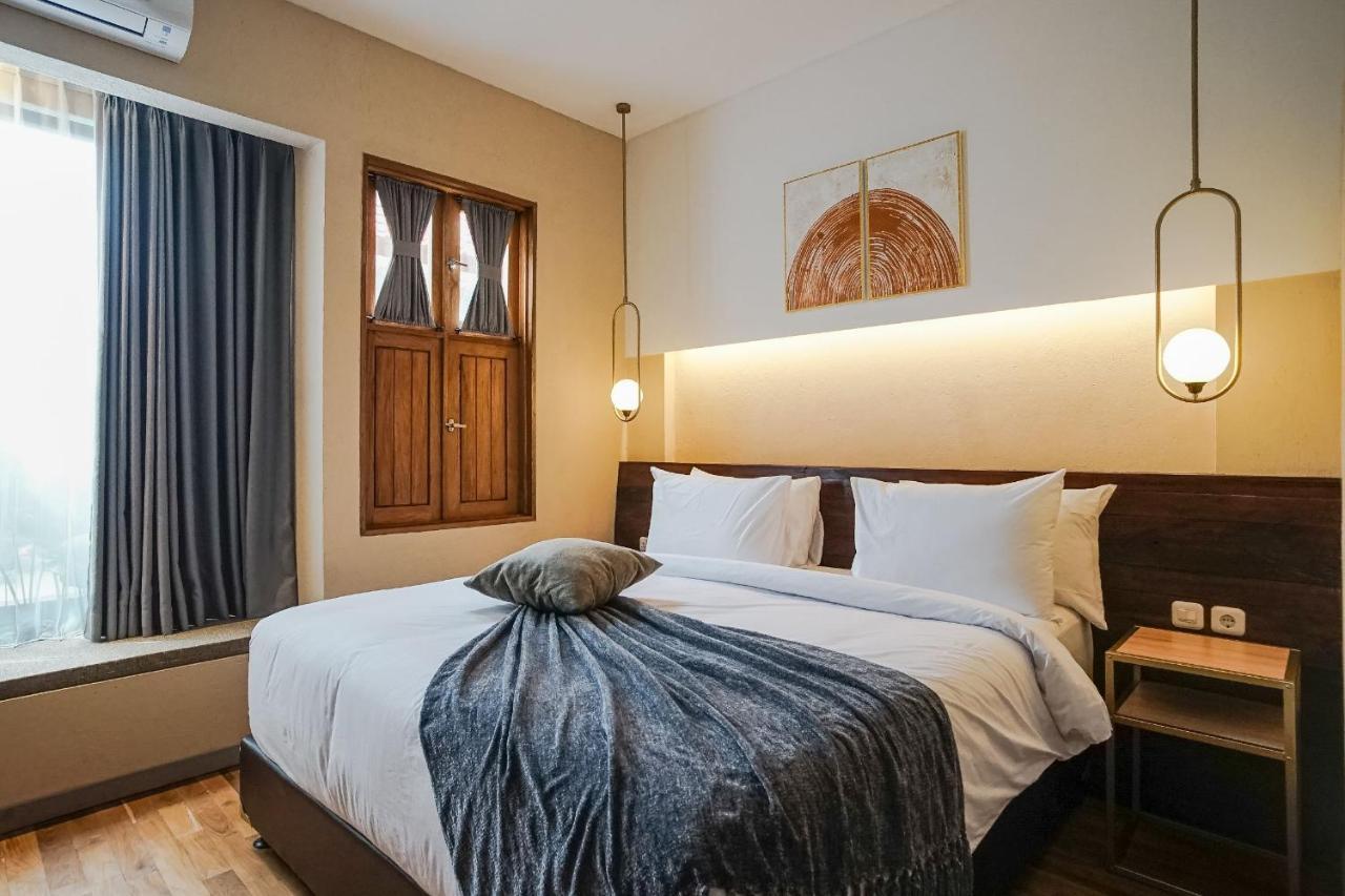 Tanaga Coliving Hotel Семиняк Екстериор снимка