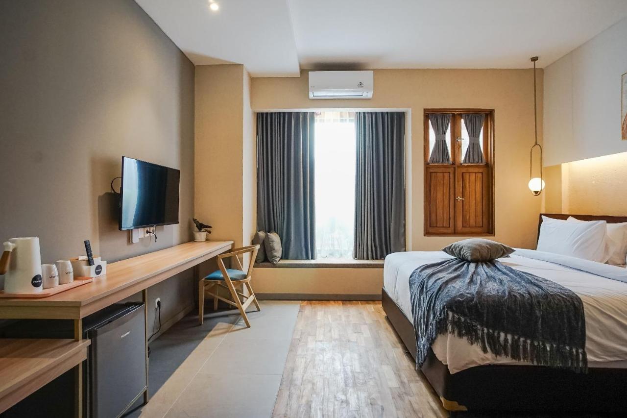 Tanaga Coliving Hotel Семиняк Екстериор снимка