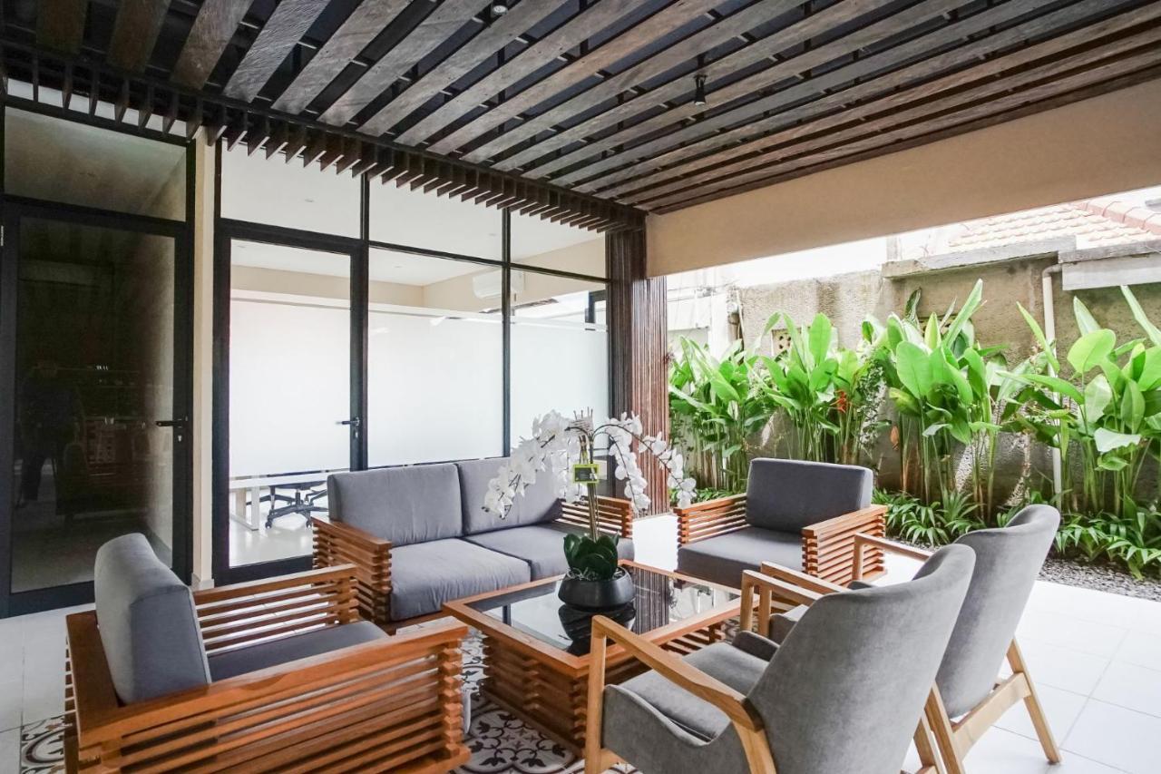 Tanaga Coliving Hotel Семиняк Екстериор снимка
