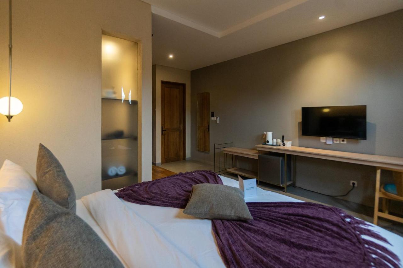 Tanaga Coliving Hotel Семиняк Екстериор снимка