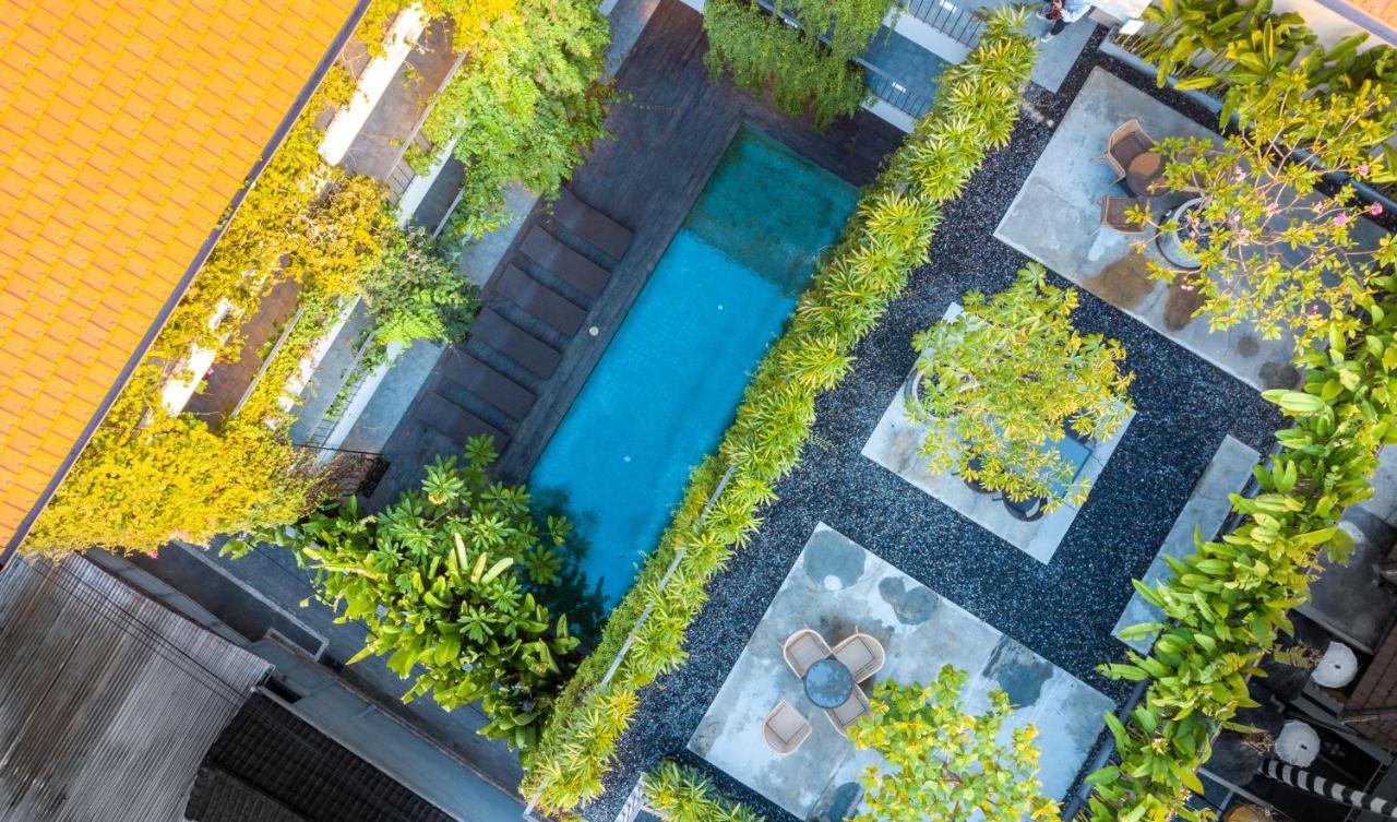 Tanaga Coliving Hotel Семиняк Екстериор снимка
