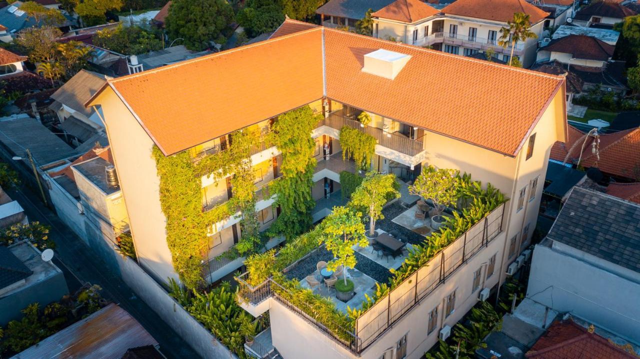 Tanaga Coliving Hotel Семиняк Екстериор снимка